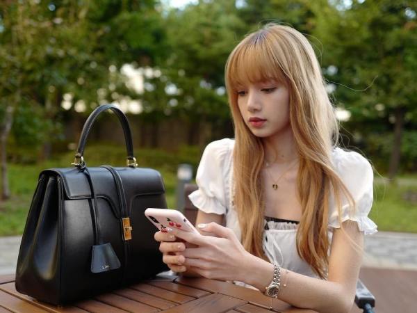 Nằm mơ thấy mất túi xách