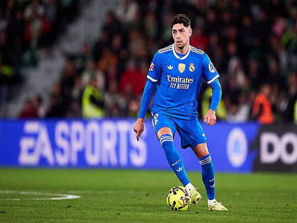 Tin Real Madrid: Valverde bác bỏ tin đồn mâu thuẫn với Alonso