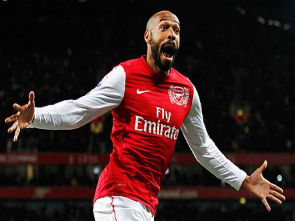 Henry khi trở lại Arsenal với số áo 12