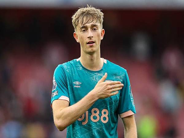 Những thông tin ít biết về Dean Huijsen